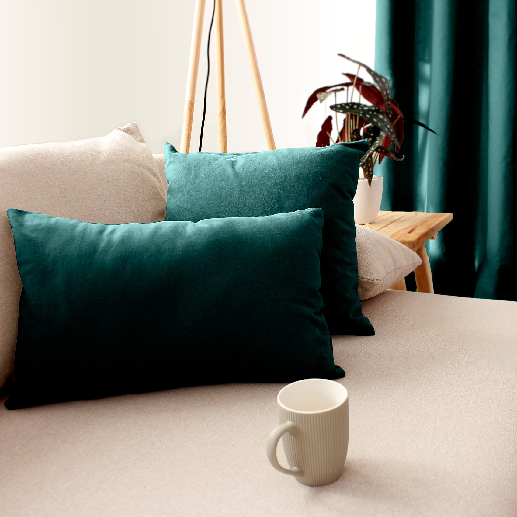 Coussin déhoussable uni en coton - Vert foncé