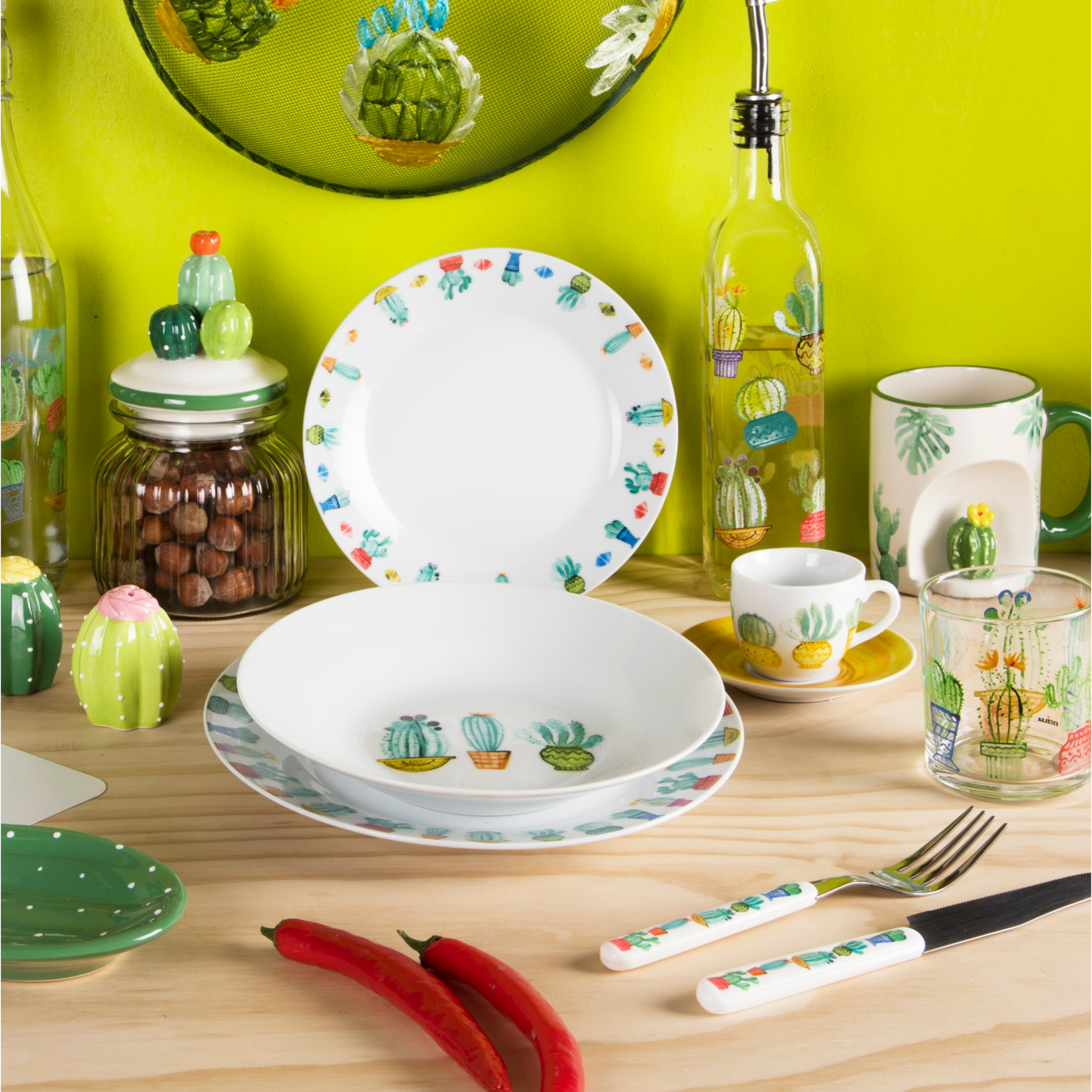 Service 18 assiettes Excelsa Cactus, porcelaine, multicolore