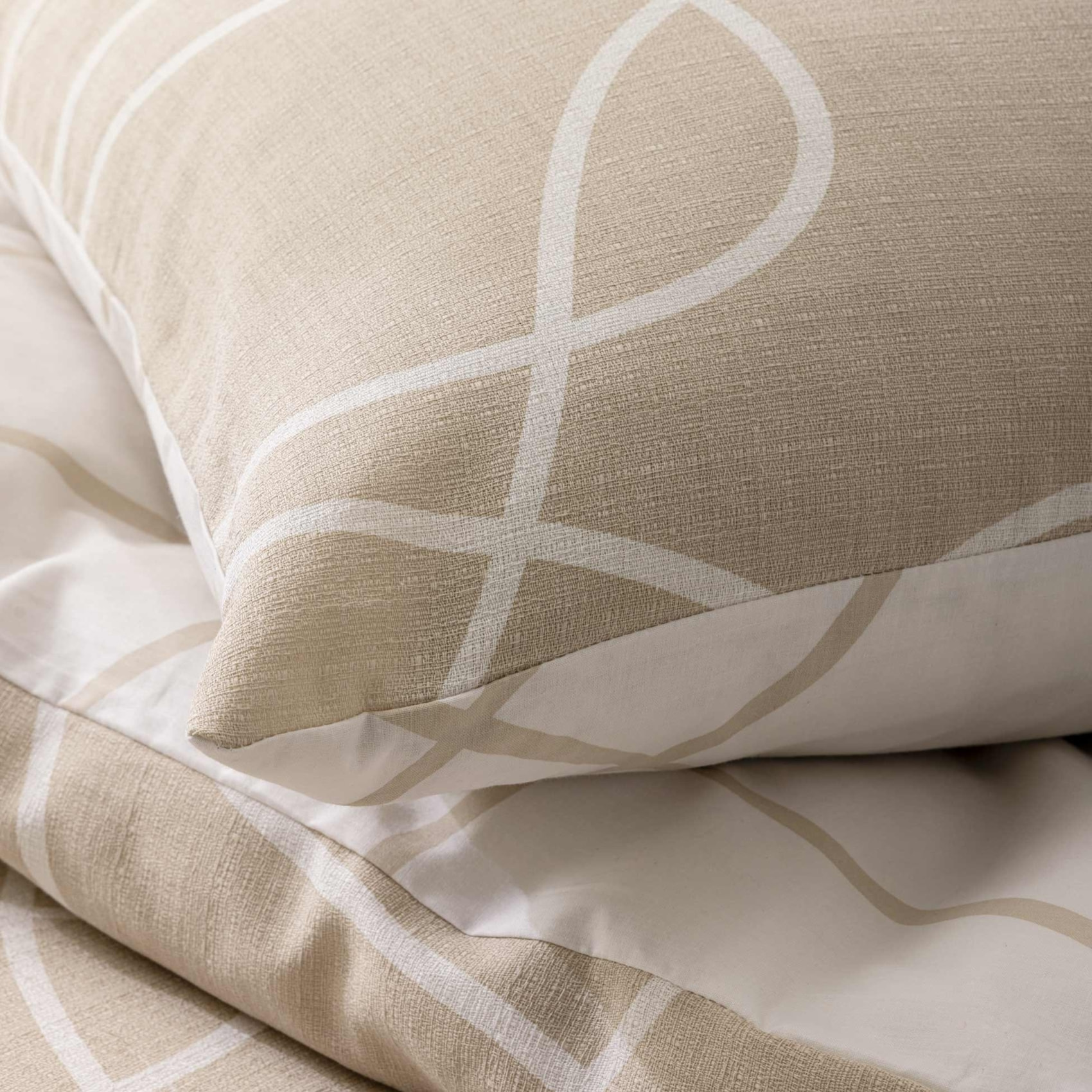 Parure de lit 3 pièces en coton relief trait design housse + taies - Naturel