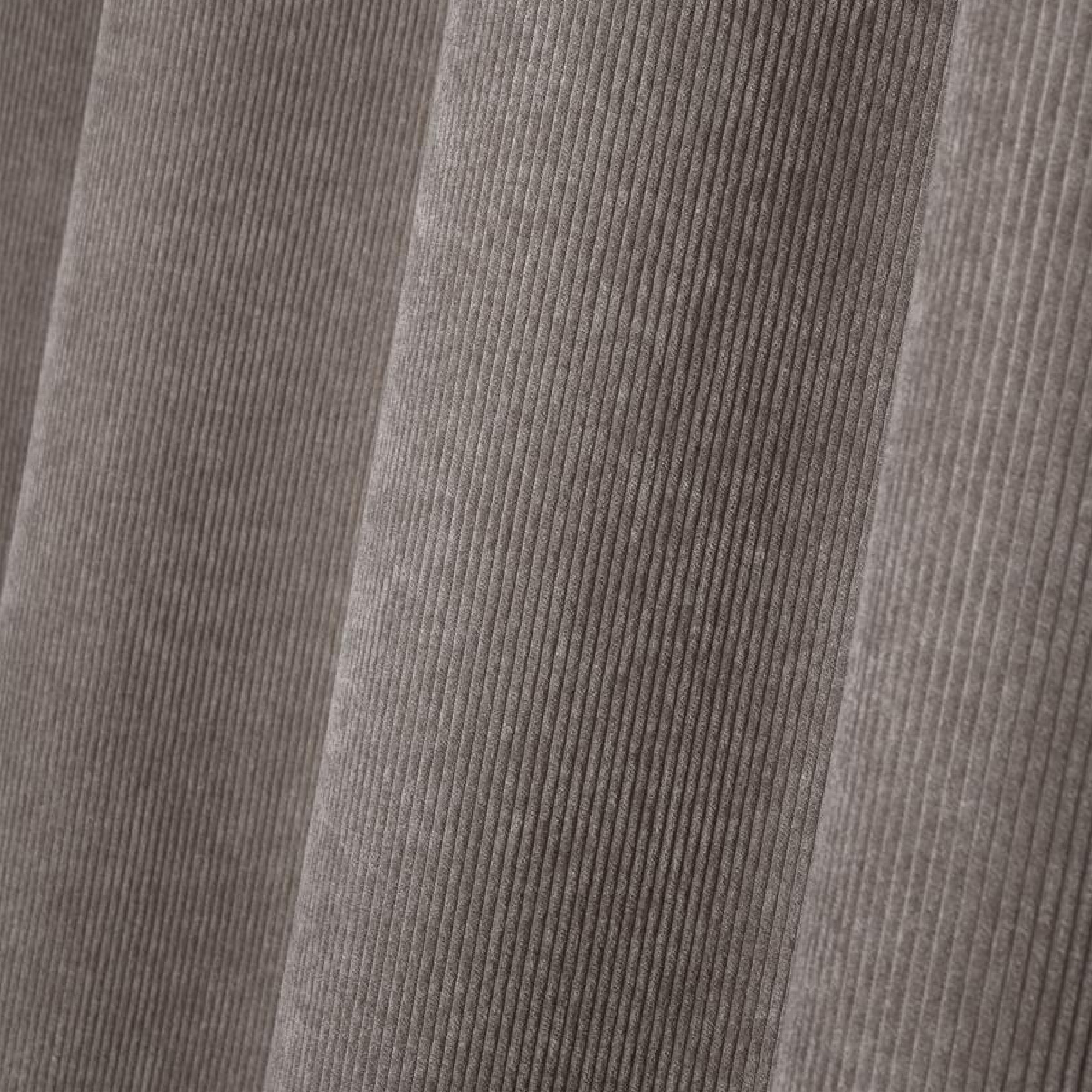 Rideau à oeillets en velours côtelé - Taupe