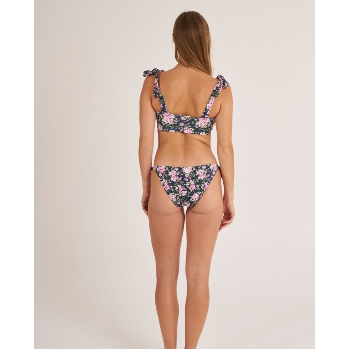 Amelie Bottom Normal