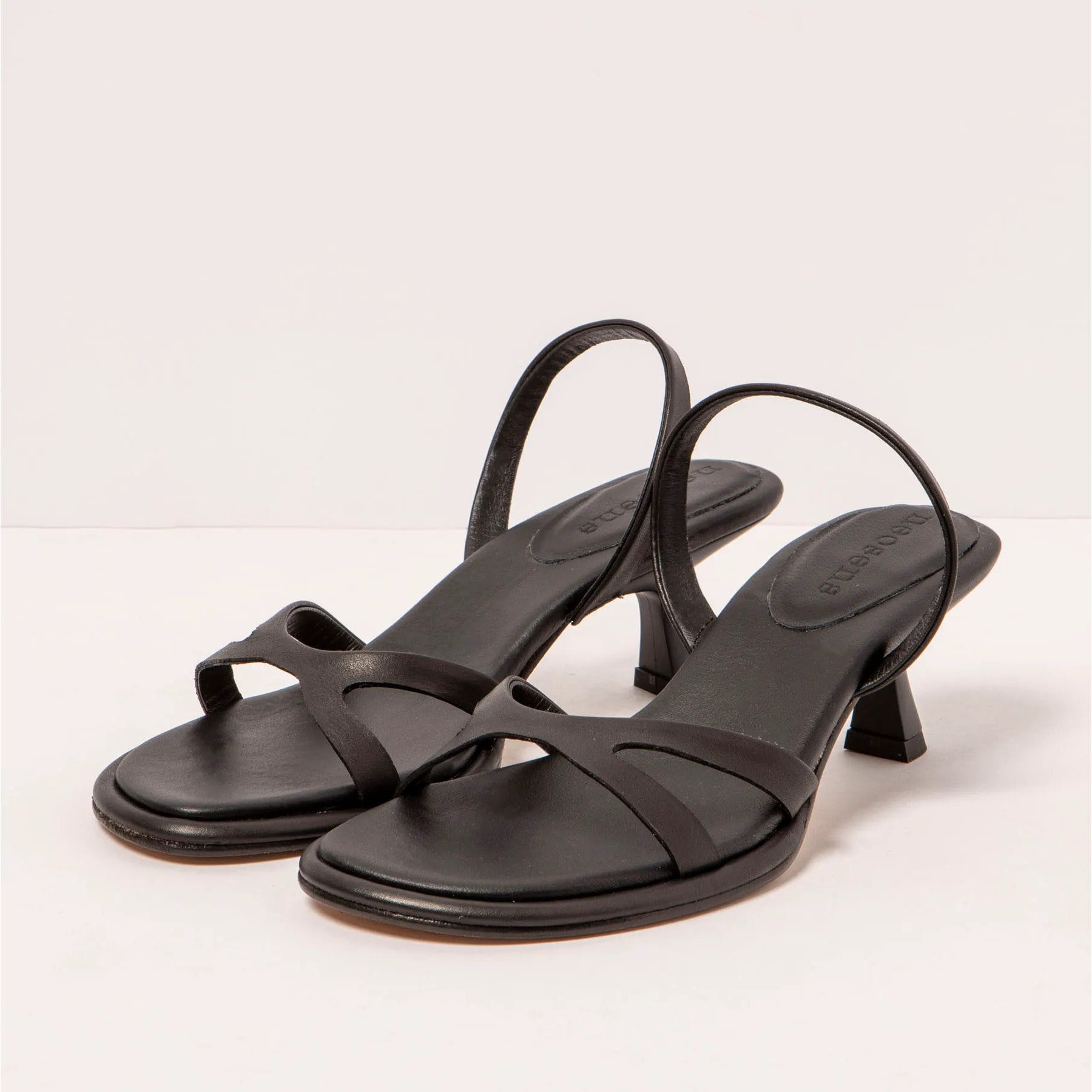 Sandalias S3168 CRISTAL BLACK/ GODELLO color Black