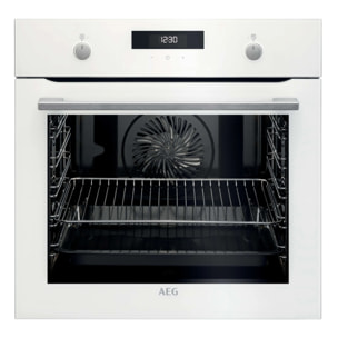 AEG Horno multifunción Serie 6000 SurroundCook con Display LED BEK435120W