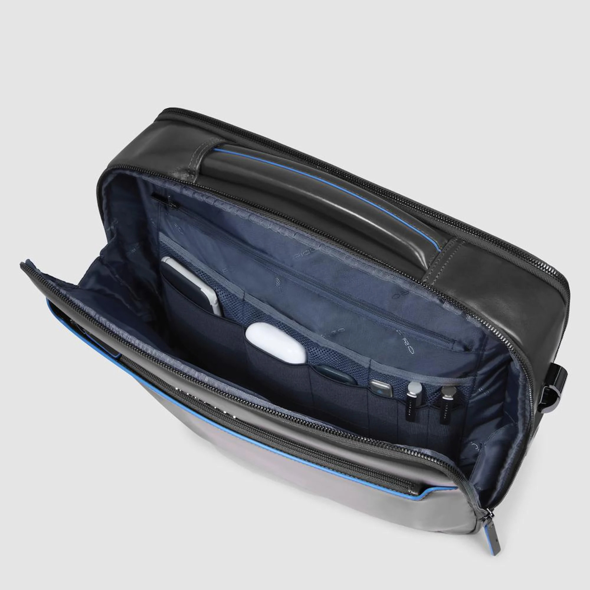 Piquadro Borsa porta pc e iPad®Pro 12,9” in pelle personalizzabile con protezioni antiurto e RFID