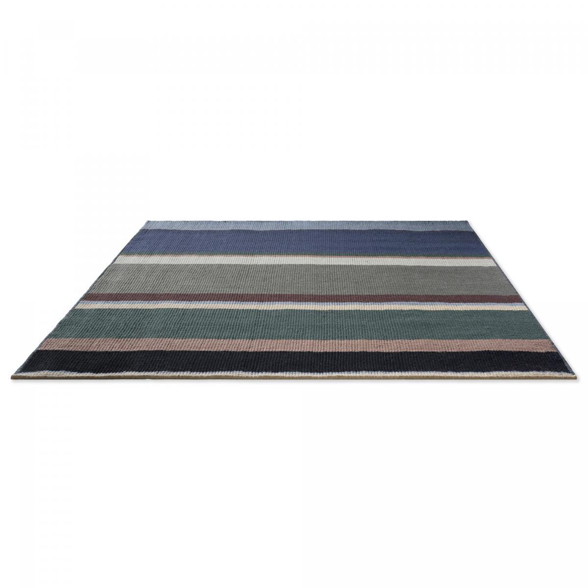 Tapis kilim fait main en laine motif géométrique