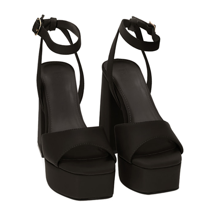 Sandalias plataforma de tela negra, tacón 10 cm.