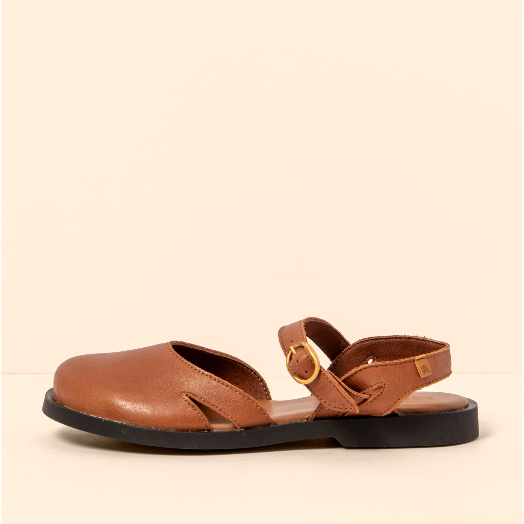 Sandalias N5874 SOFT NAPPA CUERO/ ARENISCA color Cuero