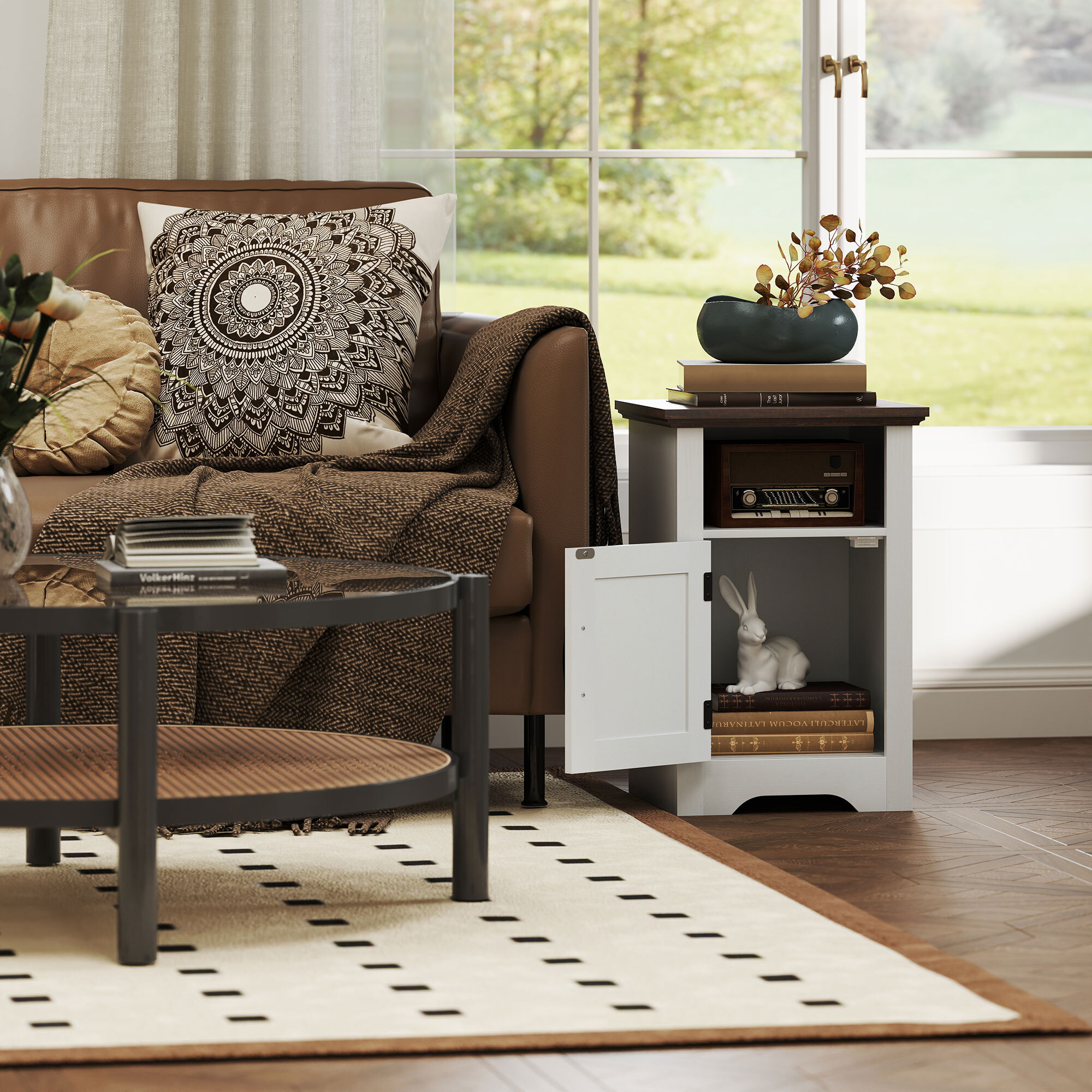 Juego de 2 Mesas Auxiliares para Salón Mesitas de Noche con Puerta Estilo Granero y Estante Abierto Mesas de Centro Pequeñas Rústicas para Dormitorio 40x35x60 cm Blanco