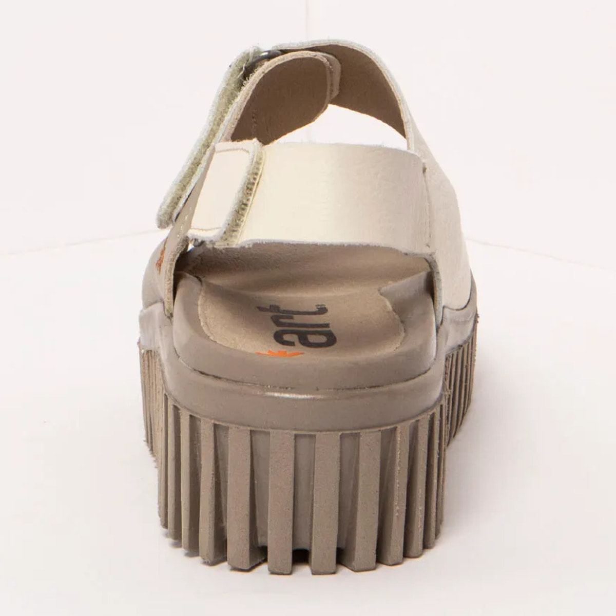 Sandalia de cuña 1577 NAPPA CREAM-SESAME/BRIGHTON color Cream-sesame