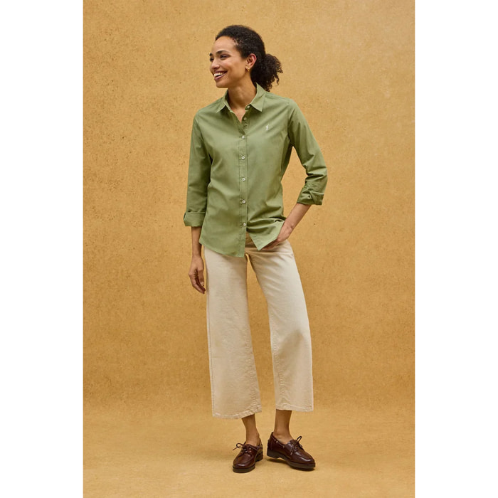 Camisa de popelín verde hoja con corte slim y bordado Rigby Go