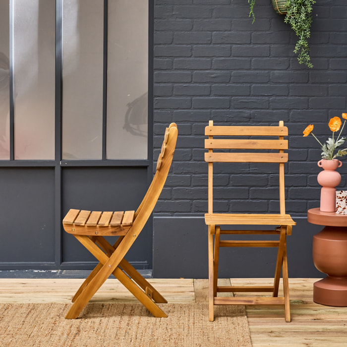Lot de 2 chaises de jardin CALENA pliables acacia naturel. 40 x 52 x 85 cm