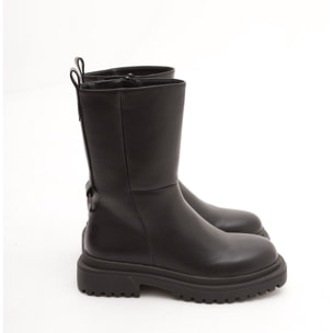 STIVALETTO DETTAGLIO ANELLO NERO