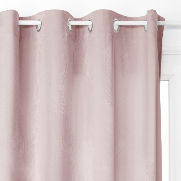 Cortina de terciopelo rosa