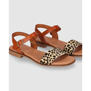 Sandalias de Piel - Cuero - Tacón: Bajo