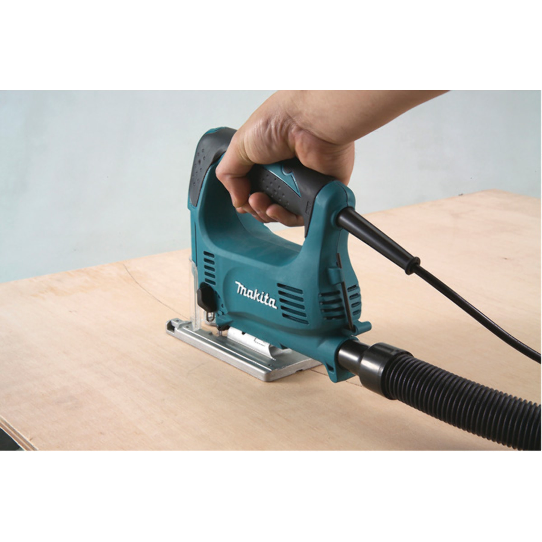 Scie sauteuse MAKITA 450 W - Avec lame de scie sauteuse B10 - 4329K