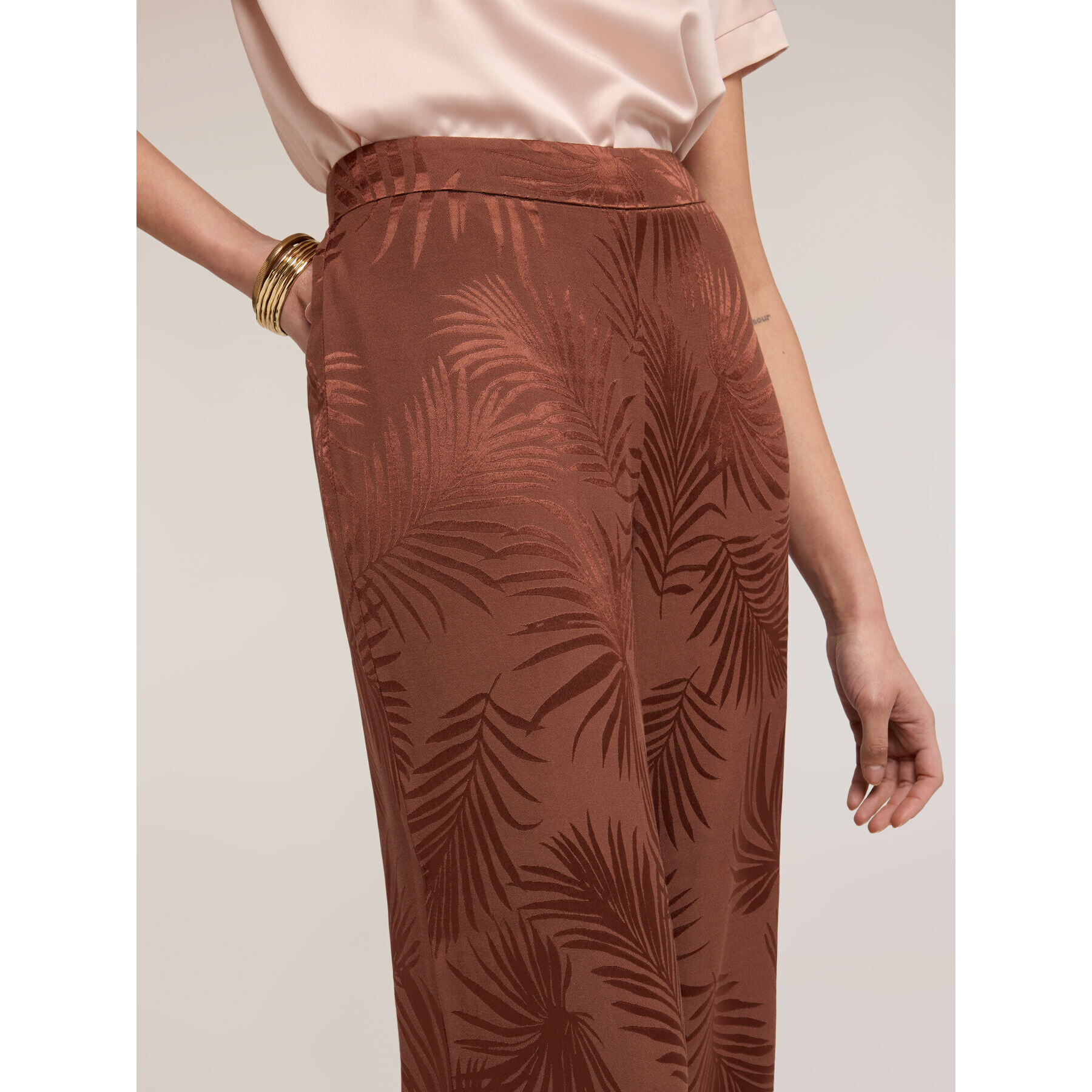 Motivi - Pantaloni palazzo in raso jacquard - Marrone