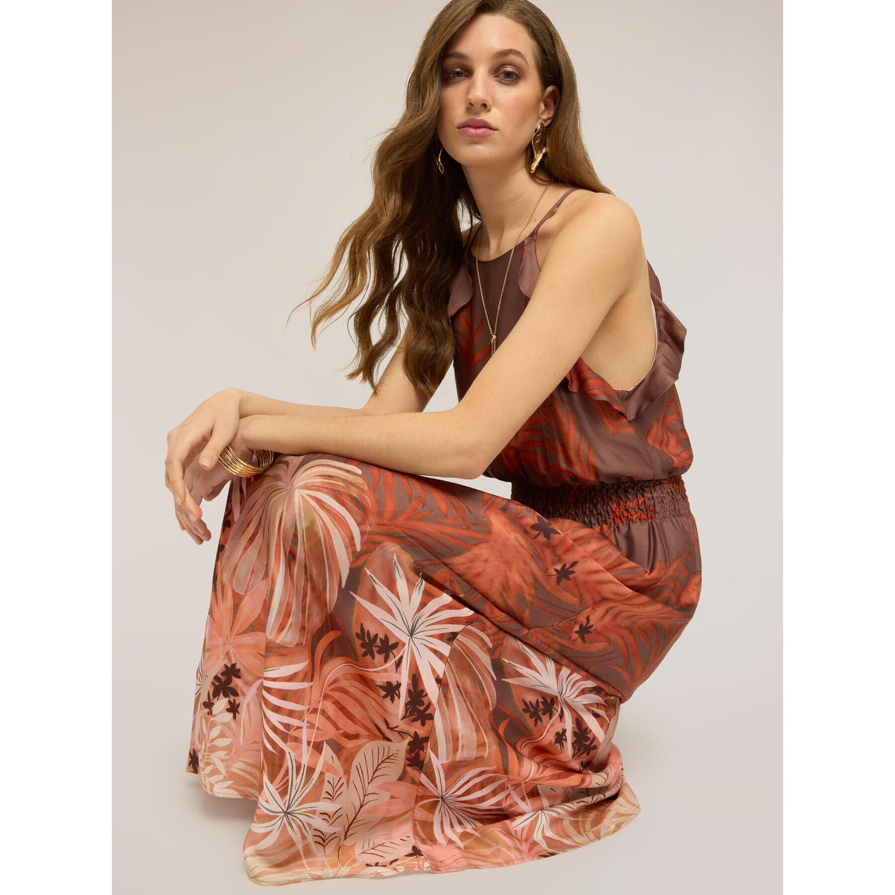 Motivi - Vestido largo de satén con estampado - Naranja sol