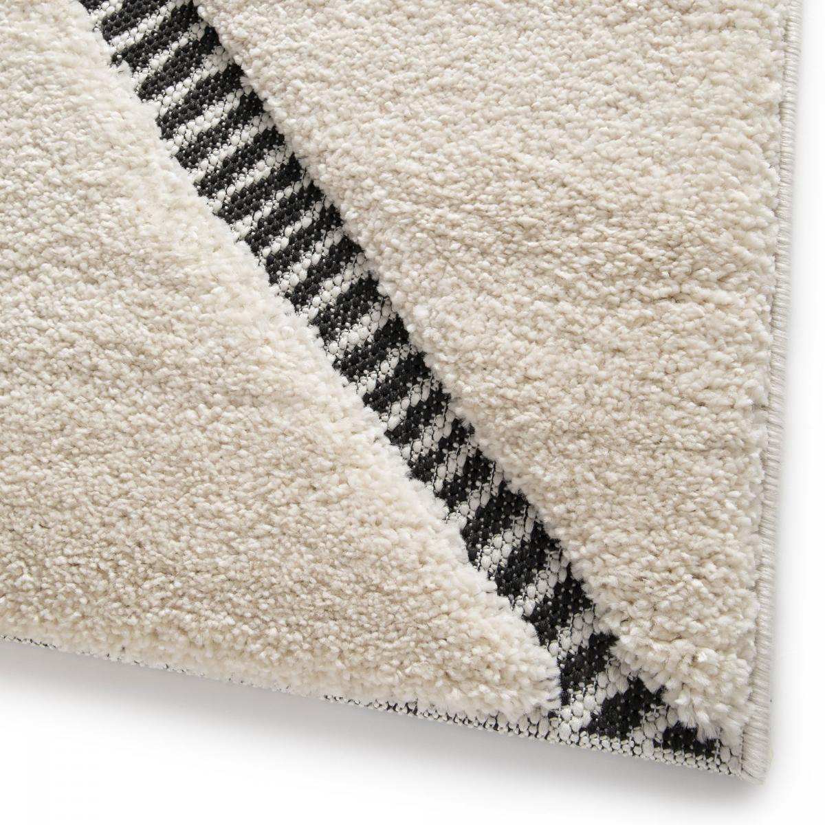 Tapis salon et chambre tissé motif géométrique HIPA