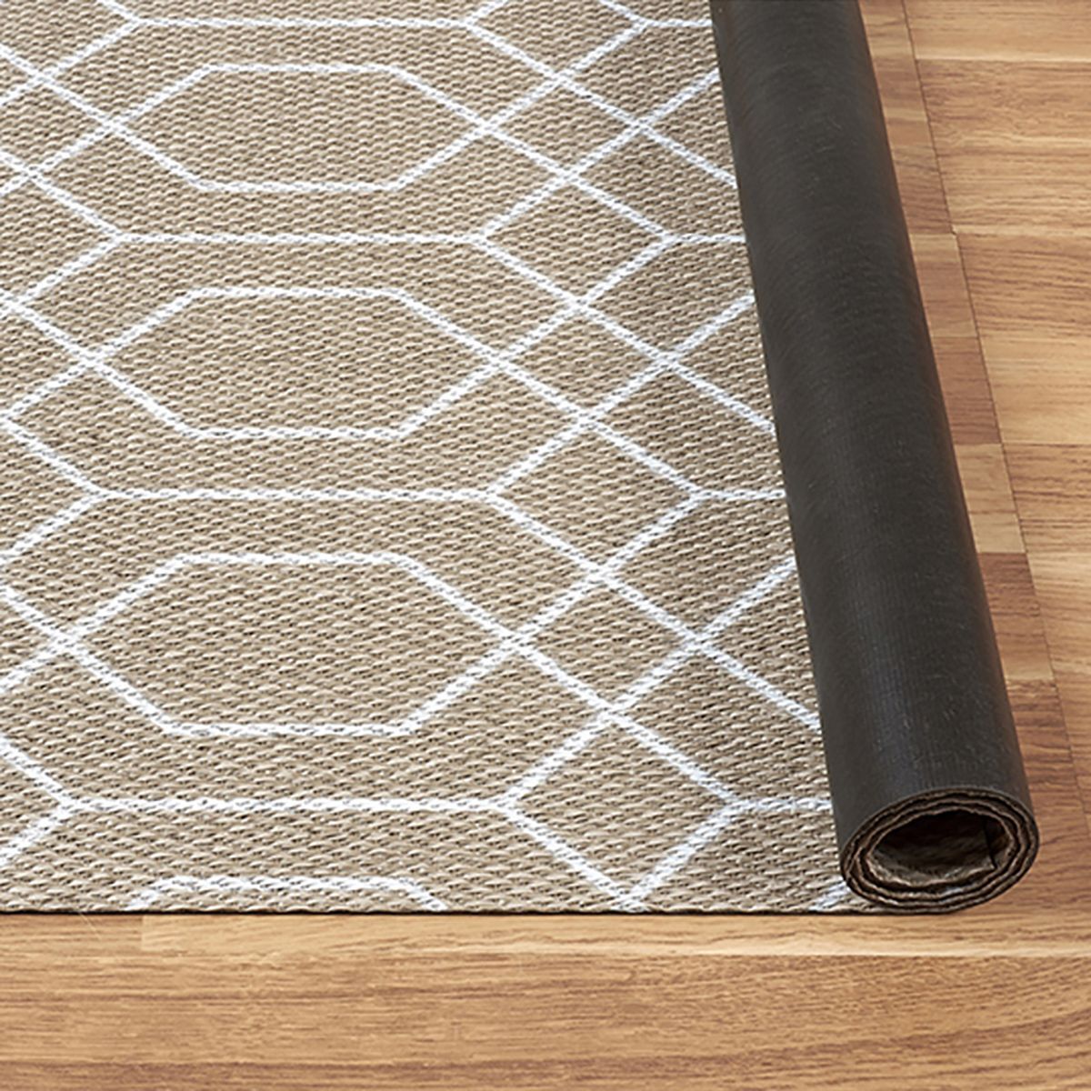 Alfombra de vinilo tejido LEBLON blanca con geometría Scandi