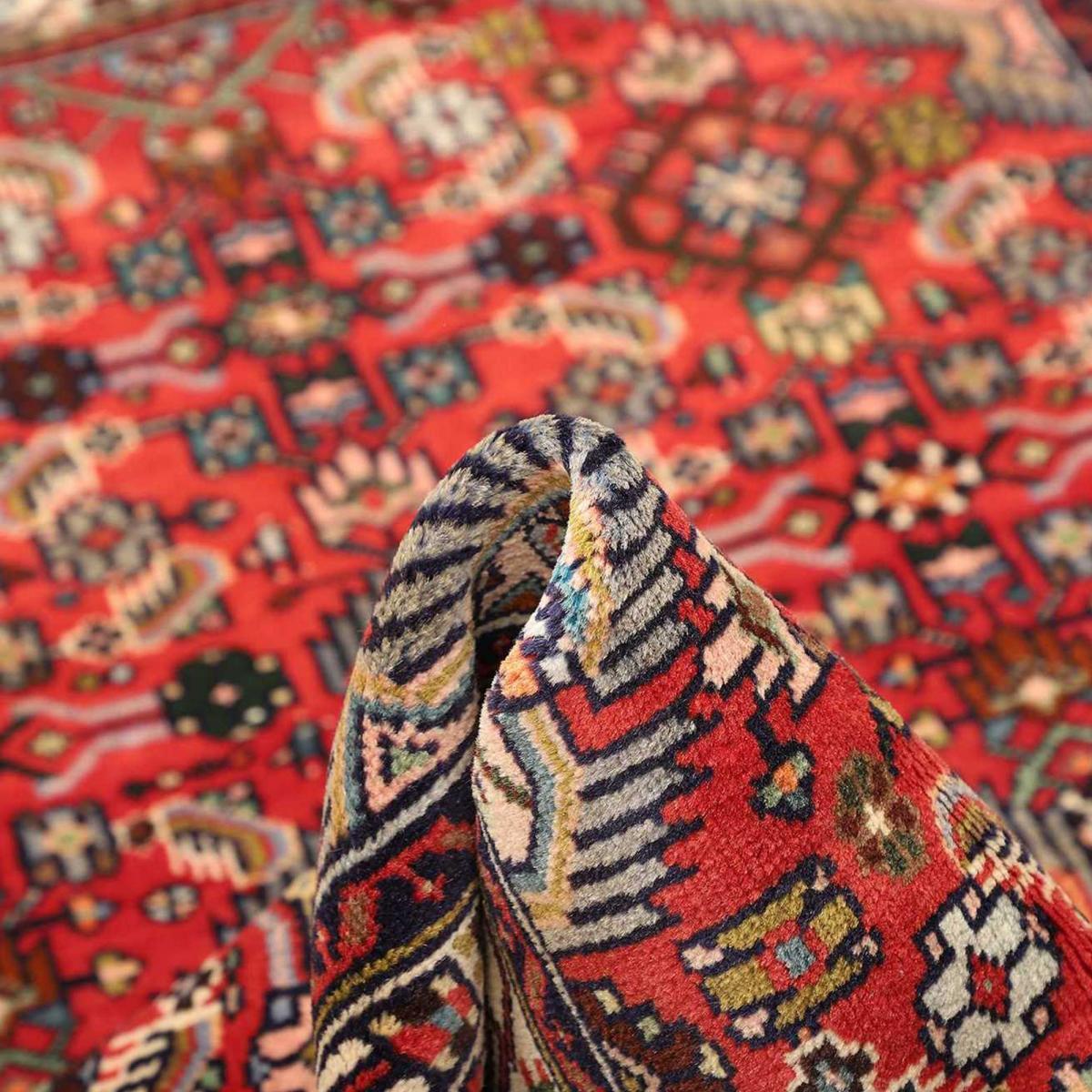 Tapis d'orient au motif oriental, noué main, ESEMIPO