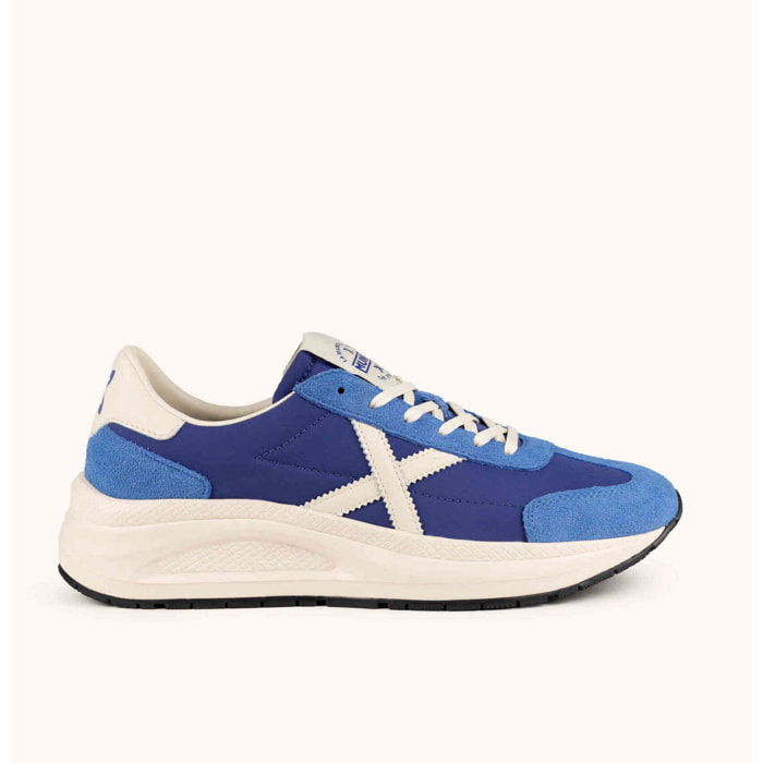 MUNICH AGORA 04 Sneakers de estética urbana y técnica azules y blancas