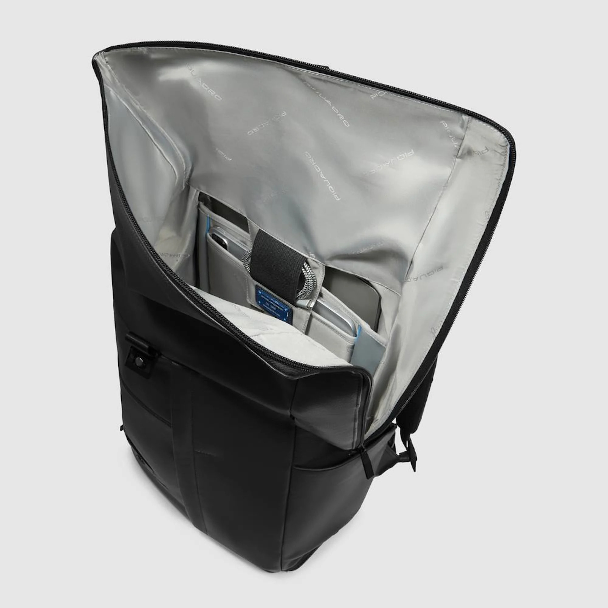 Piquadro Zaino da bici porta pc e porta iPad® con cavo antifurto, agganci per lucchetto e luce portatile