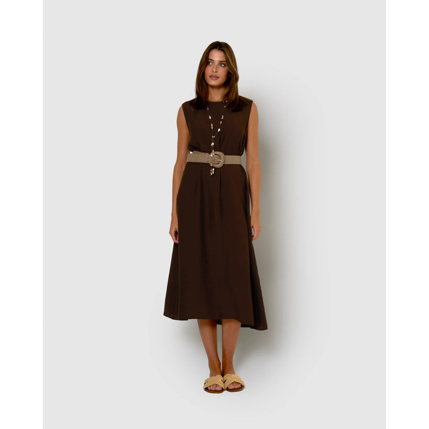 Vestido largo sin mangas fluido chocolate