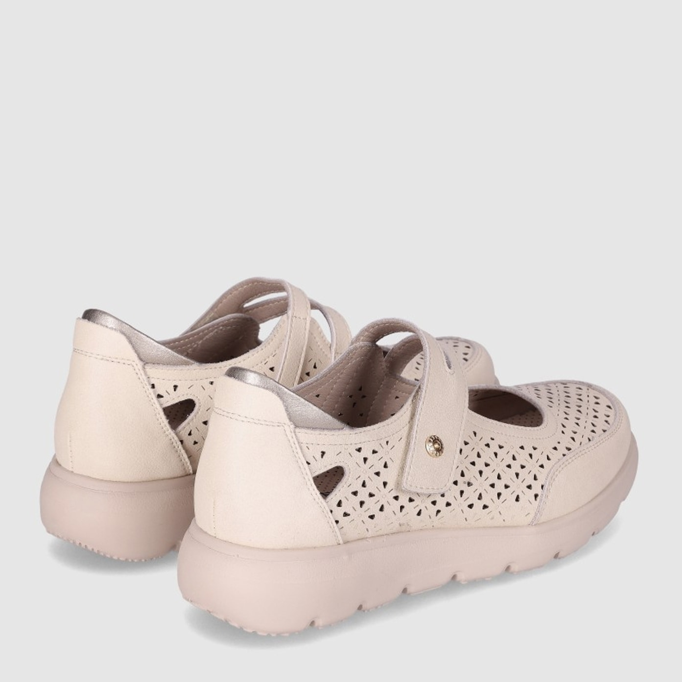 Zapatos de Piel - Beig - Tacón: Bajo