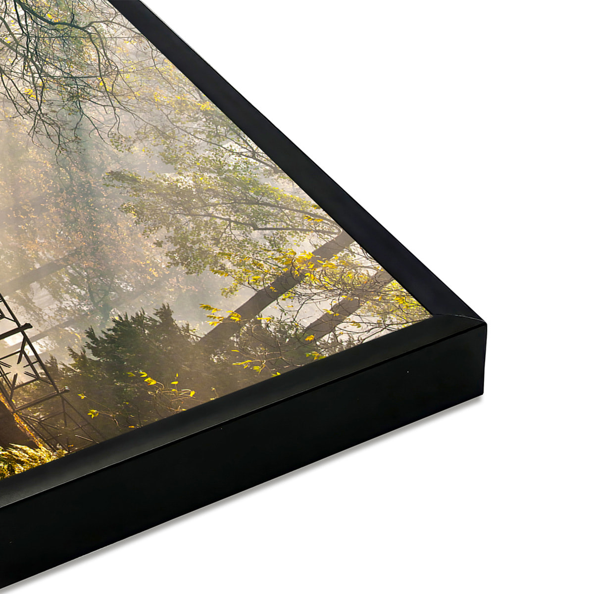 Affiche encadrée pont en forêt brumeuse Affiche + cadre en métal - Noir