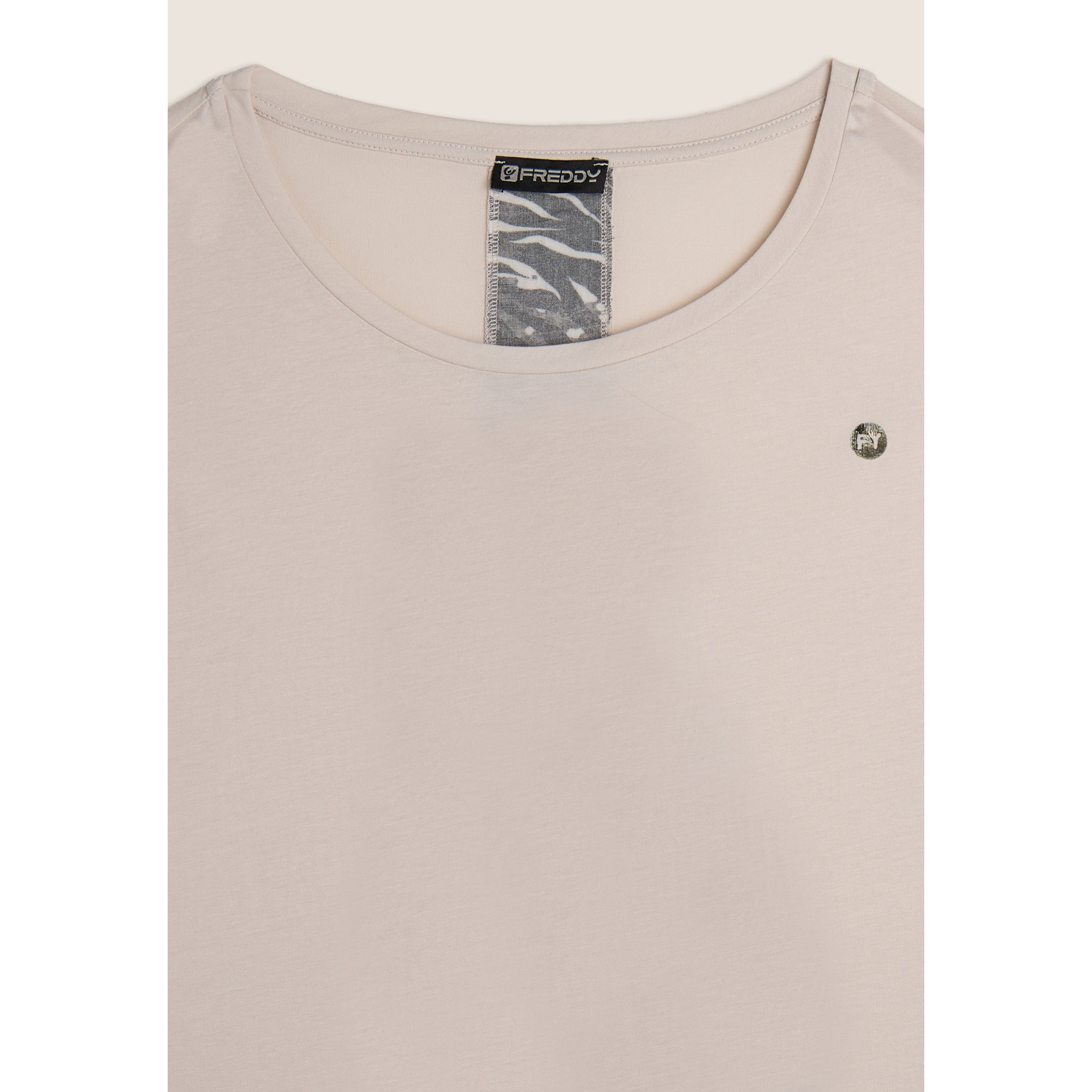 T-shirt maniche a kimono con stampa fantasia sul retro