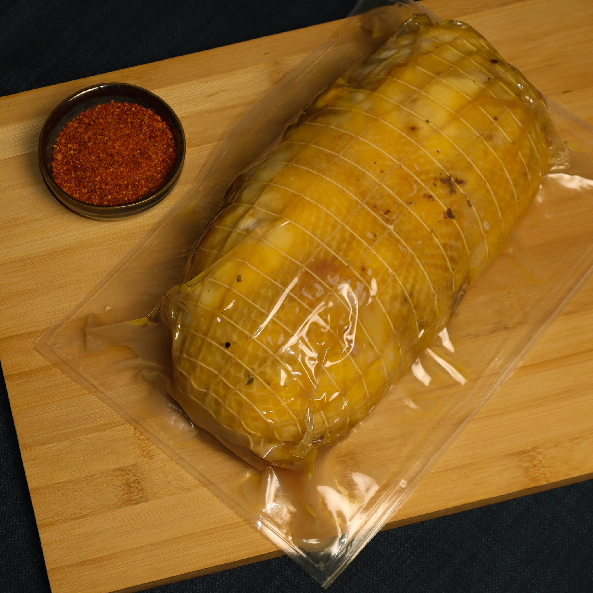 Chapon Baserri farci forestière entièrement desossé cuit sous vide*** - 2,3kg - France