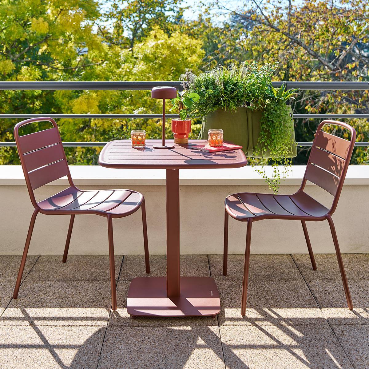 Table de jardin 2 places Alegoria 70x70cm acajou