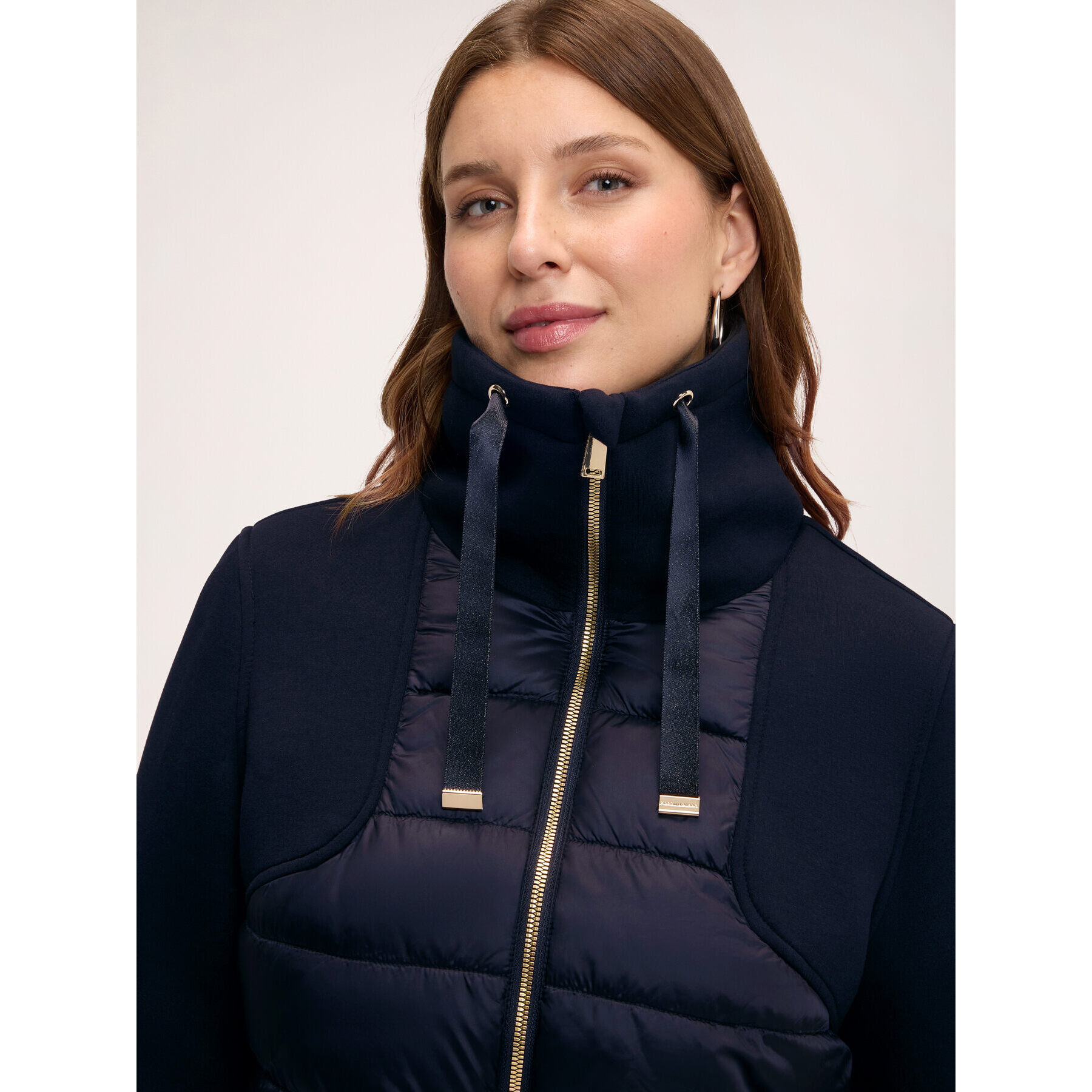 Fiorella Rubino - Piumino bimaterico con collo alto - Blu