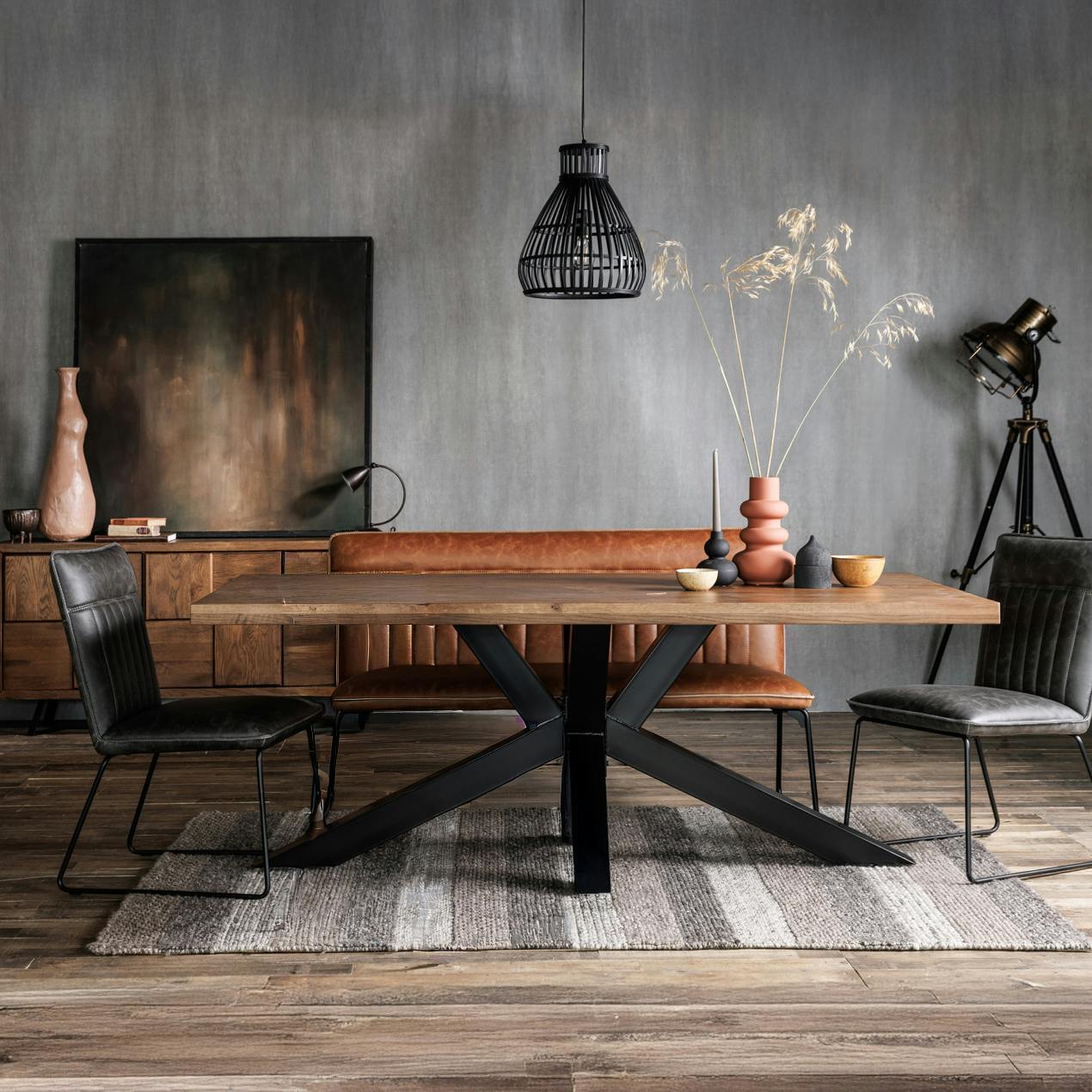 Table à manger 200 cm bois/métal pied croisé OKA