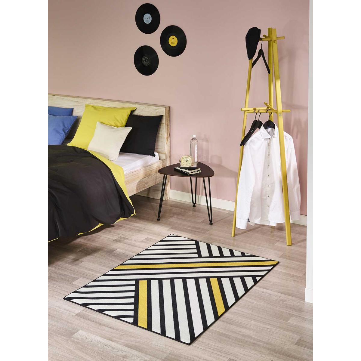 Tapis salon et chambre tissé en nylon motif géométrique SEVI