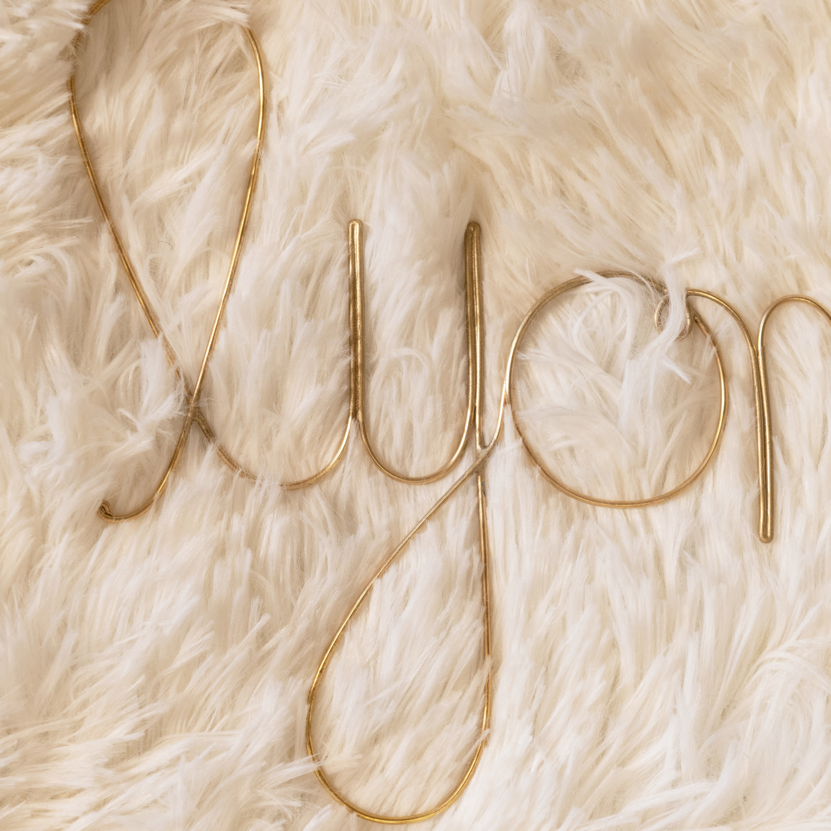 Mot fil de laiton 'LYON' - Doré Vieilli