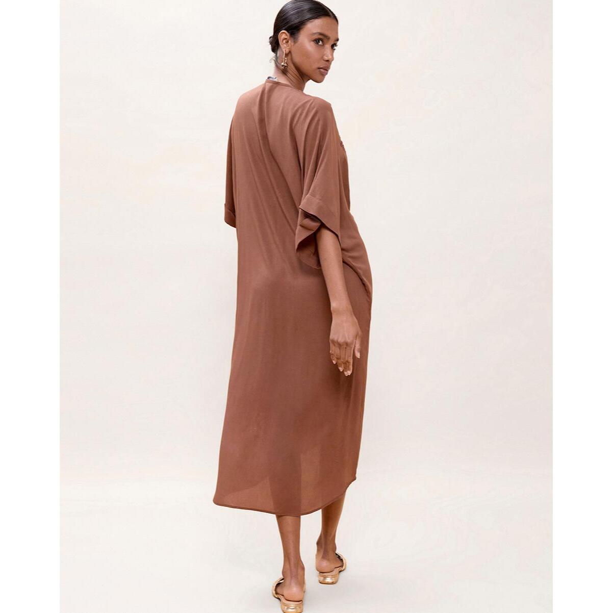 Abito midi in lino annodato