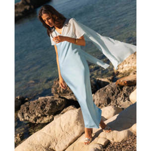 Vestido midi satinado con escote palabra de honor y capa de gasa multiposición
