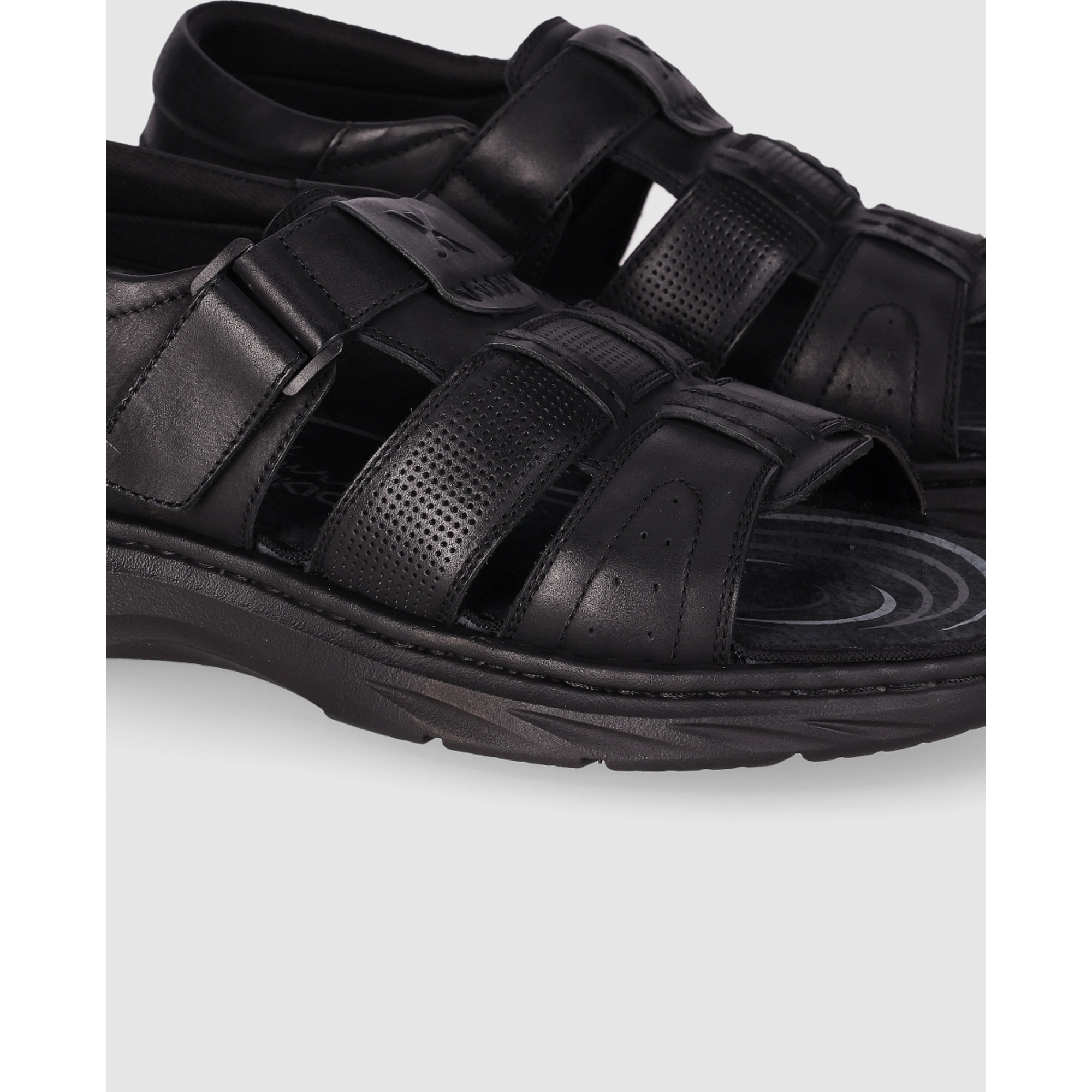 Sandalias de Piel - Negro - Tacón: 1 cm