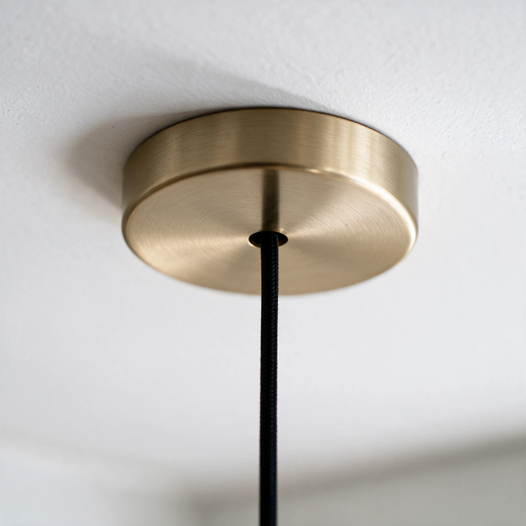 Suspension en matière naturelle et métal 61 cm - Maho