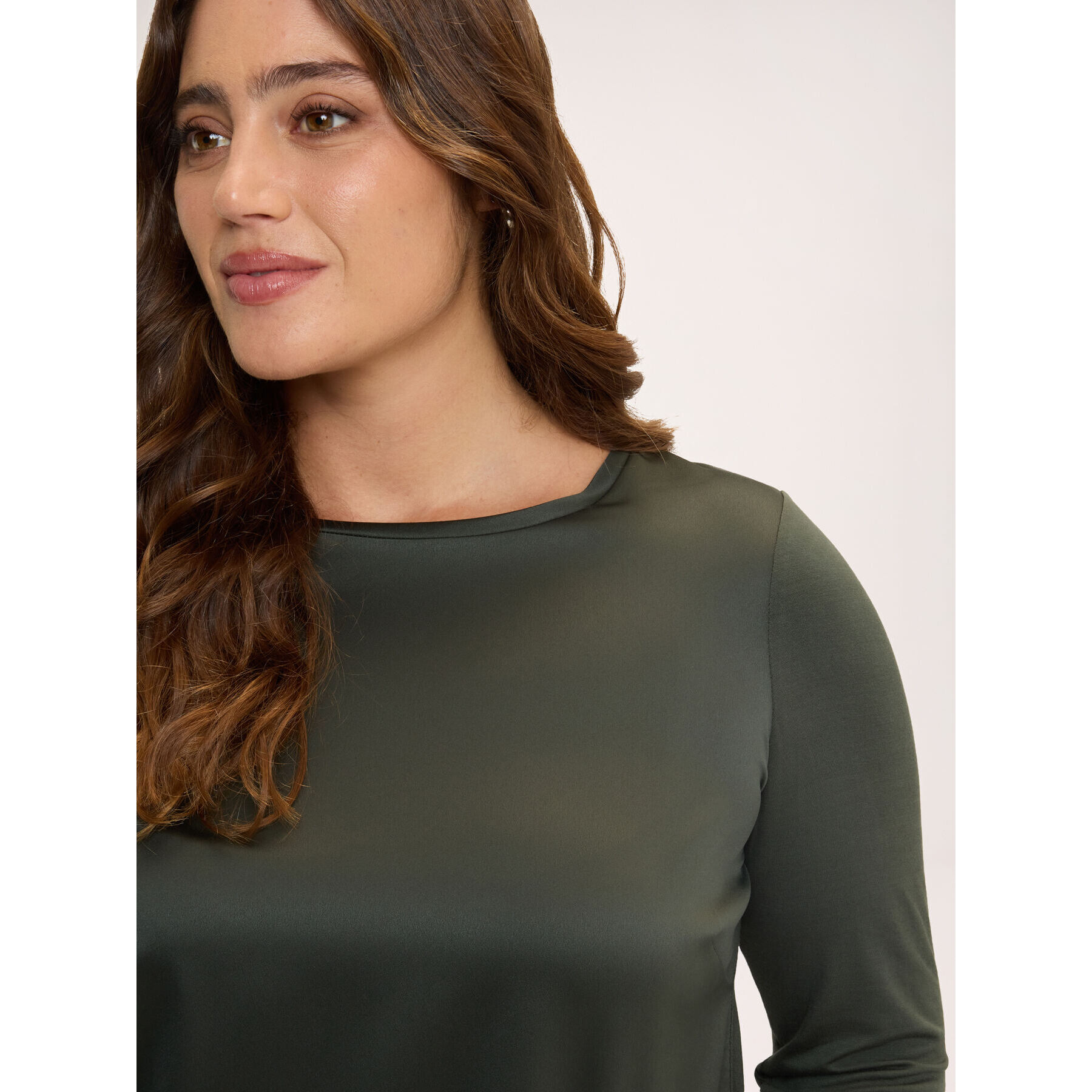 Fiorella Rubino - T-shirt bimaterica in raso e jersey - Verde militare