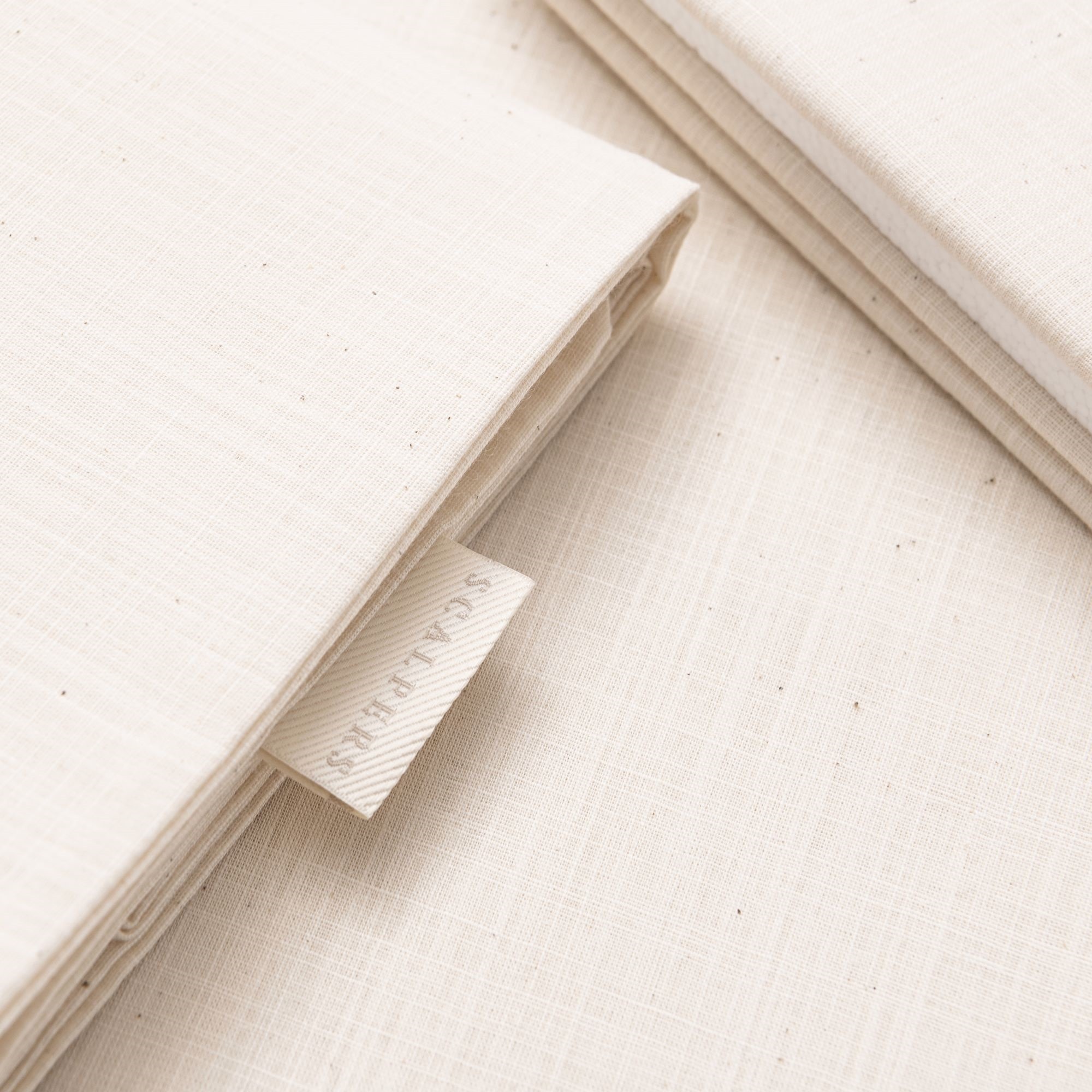 Set sábanas encimera + 2 fundas de almohada en color Ocre Scalpers Home