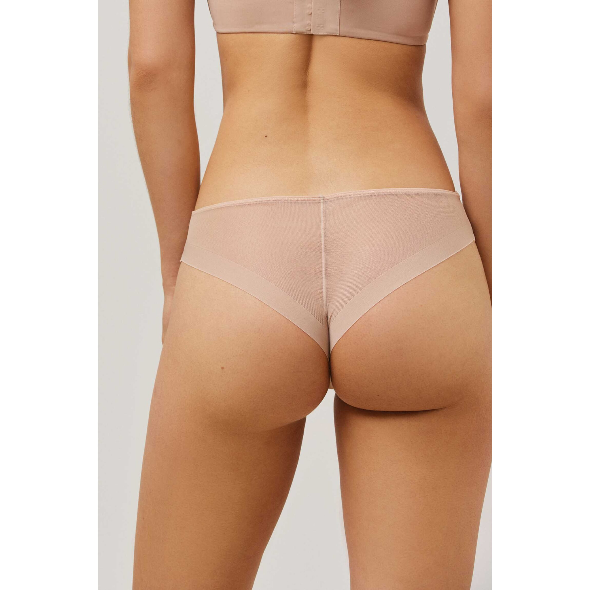 Slip brasiliane in tulle beige