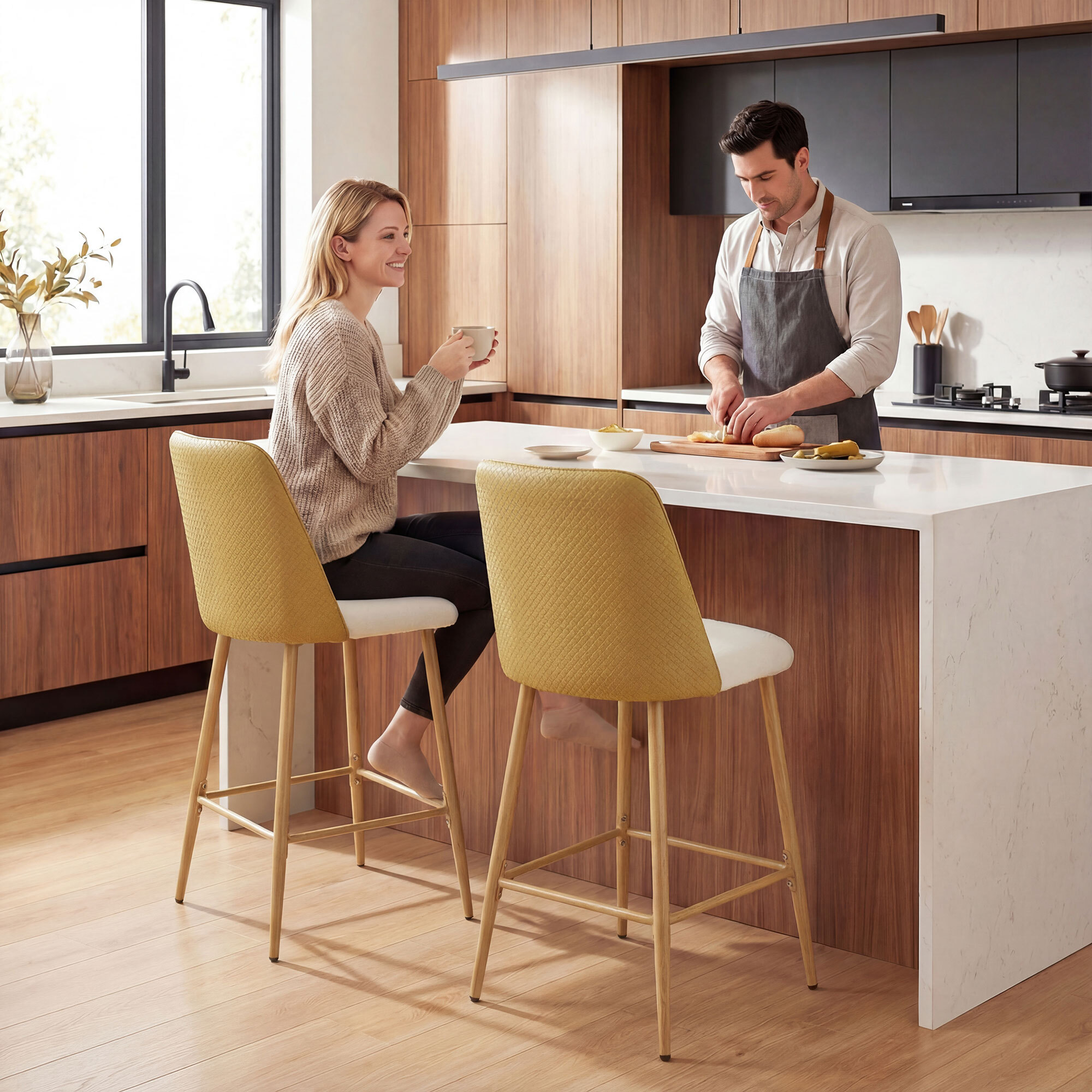 Juego de 2 Taburetes de Bar, Taburetes Altos de Cocina con Respaldo y Reposapiés, Tapizados de Lino y PU, Marco de Acero, Asiento de 65 cm de Altura, para Mostrador, Comedor, Marrón