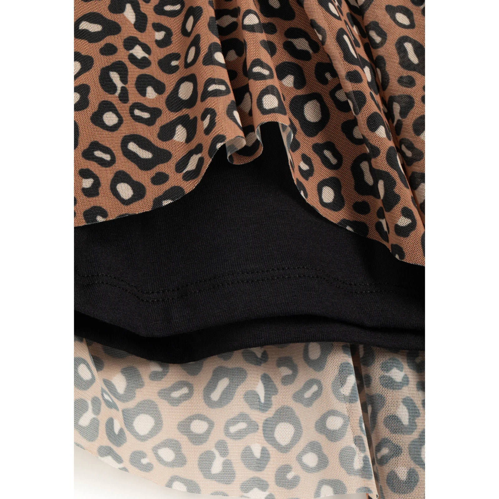 Falda de tul con estampado de leopardo