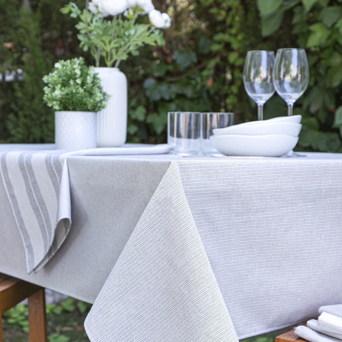 Nappe en tissu 100% coton VERSAILLES