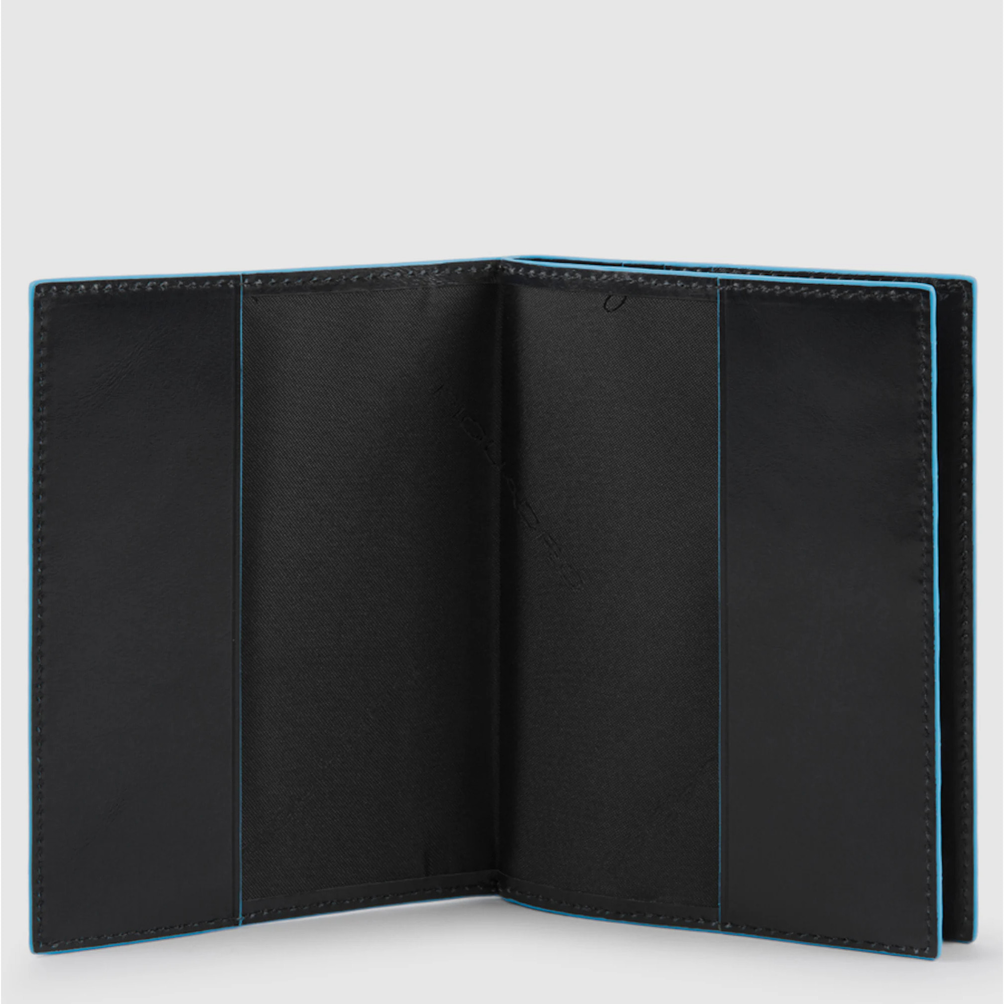 Piquadro Porta passaporto con portadocumenti rimovible, por
