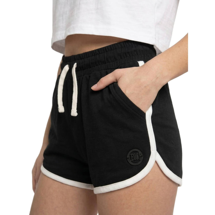 Nunca sin pantalones cortos de mujer