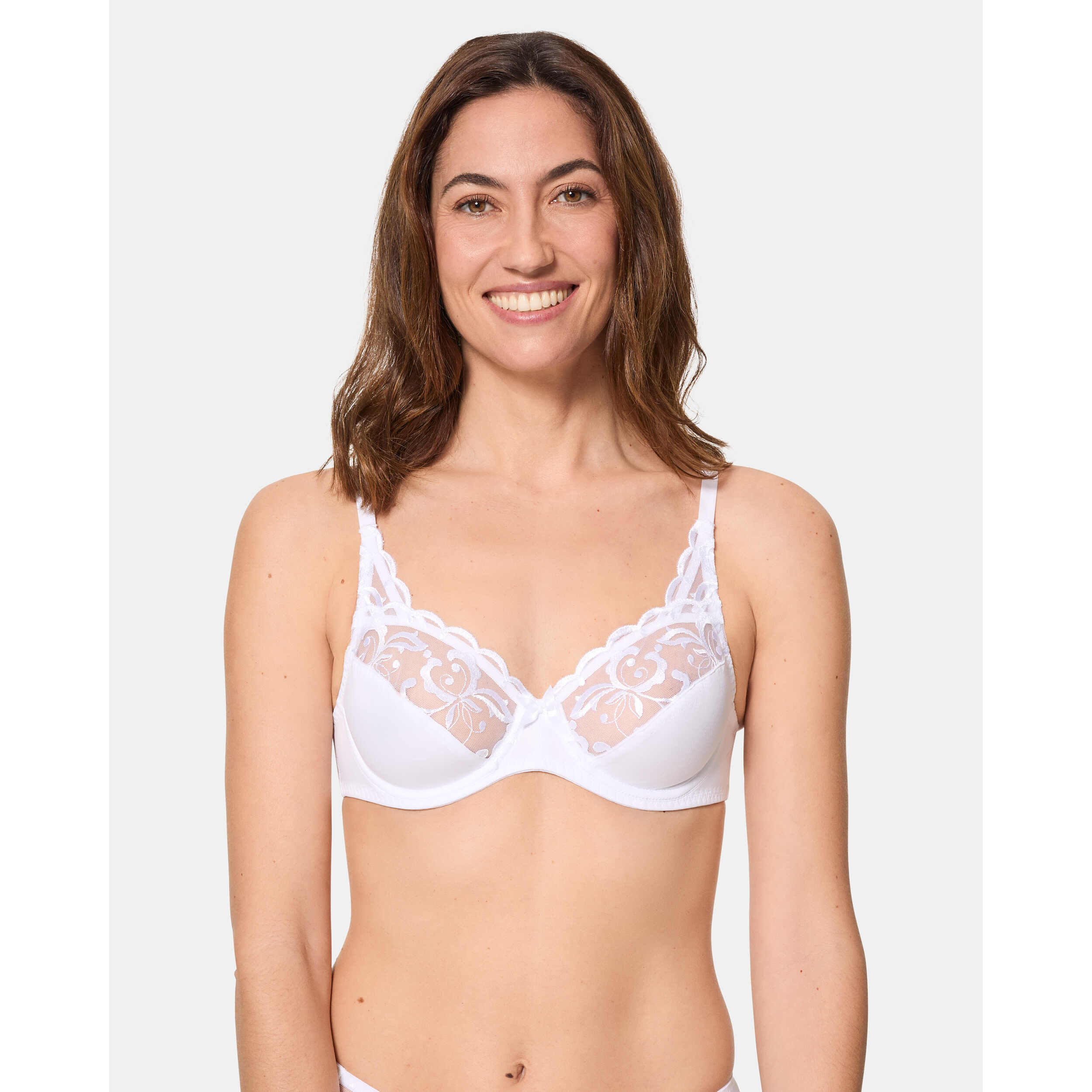 Sujetador con aros de microfibra y bordados