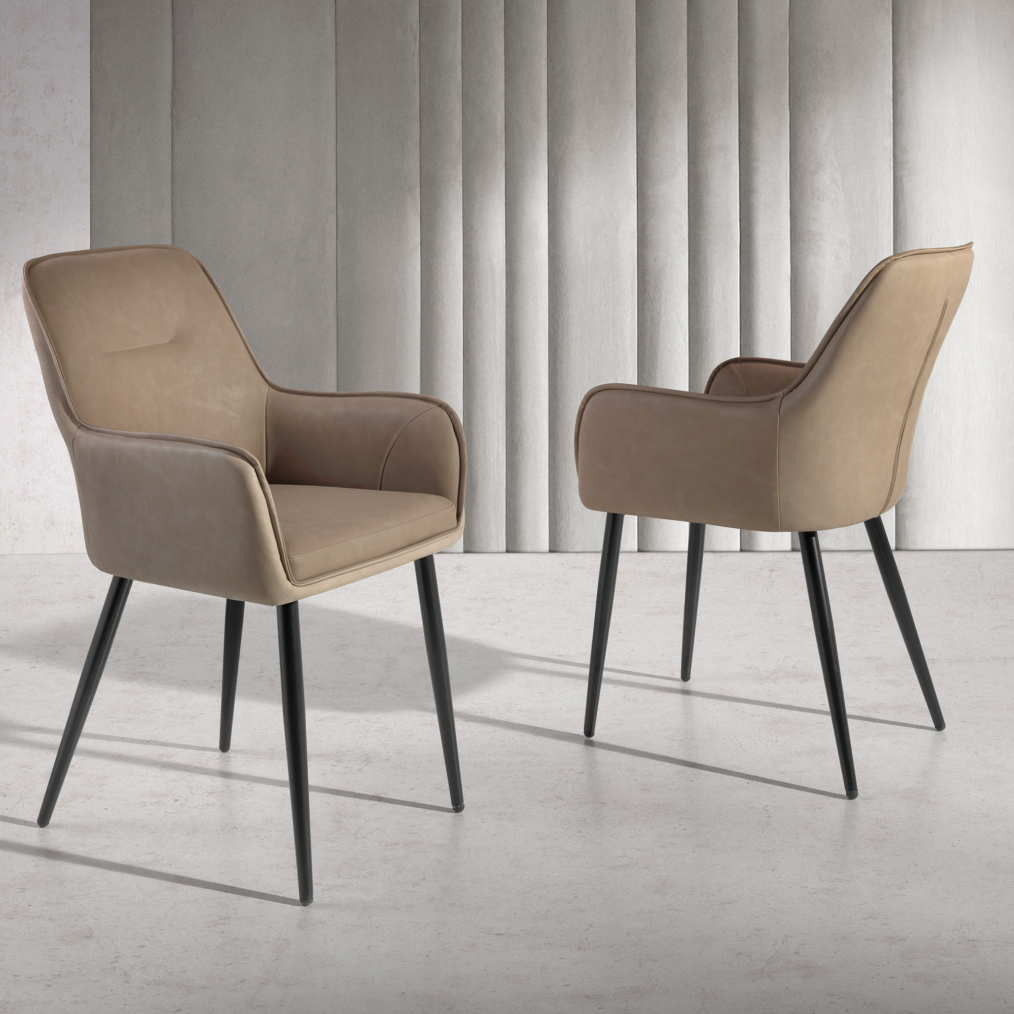 Set 2 butacas DUGLAS - polipiel marrón y beige, negro mate - 60x57x87cm
